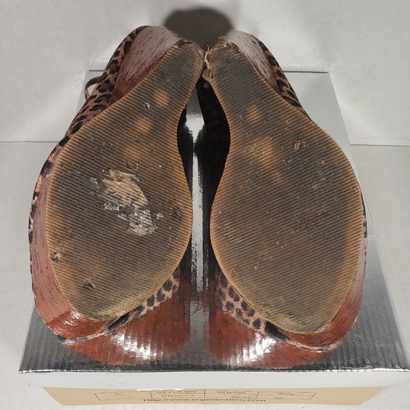 Women's GenE.R.ation Grady3 Leppard 6in Wedges - Picture 6 of 7